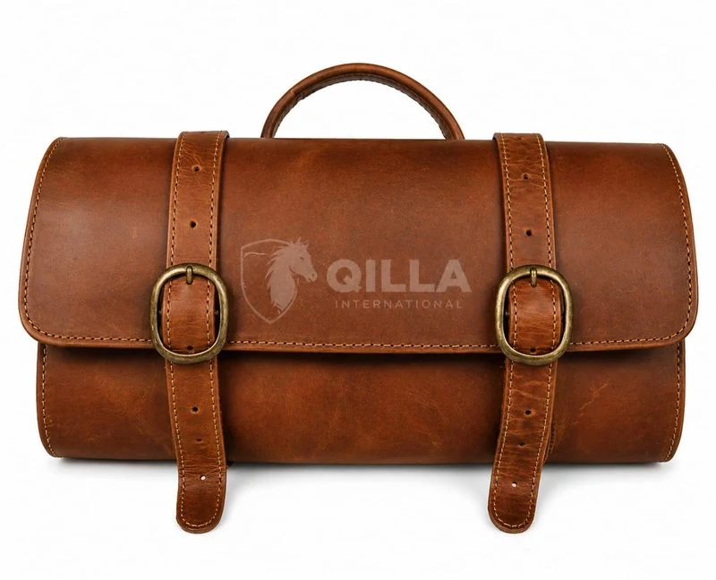 Qilla International Roll-Buckle Kit Bag (DF 404)
